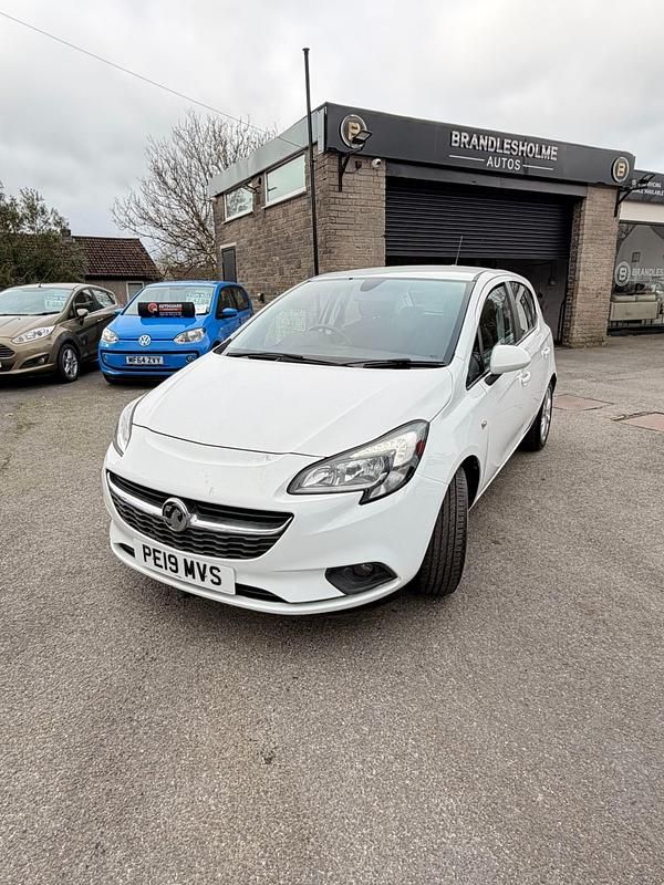 Used Vauxhall Corsa 2019 White Hatchback
