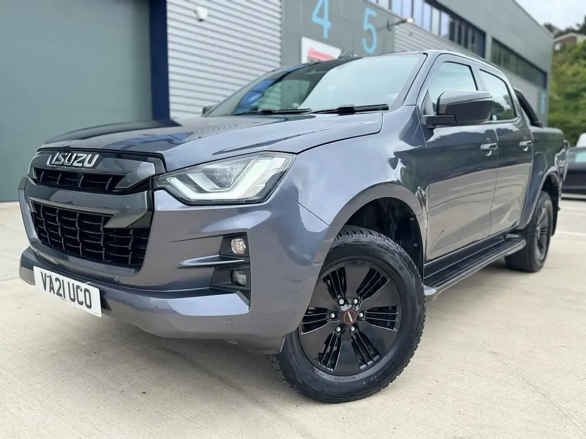 Used Isuzu D-Max 163 HP (119 kW) 2021 Grey Pickup