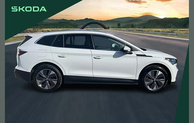 Used Skoda Enyaq iV 210 kW (286 HP) 2025 White SUV