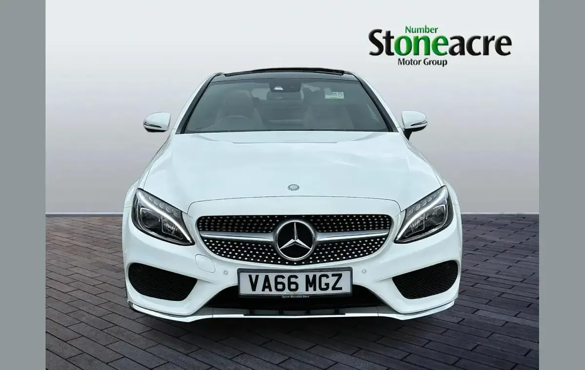 Used Mercedes C250 AMG Line Premium Plus 204 HP (150 kW) 2016 White Coupe