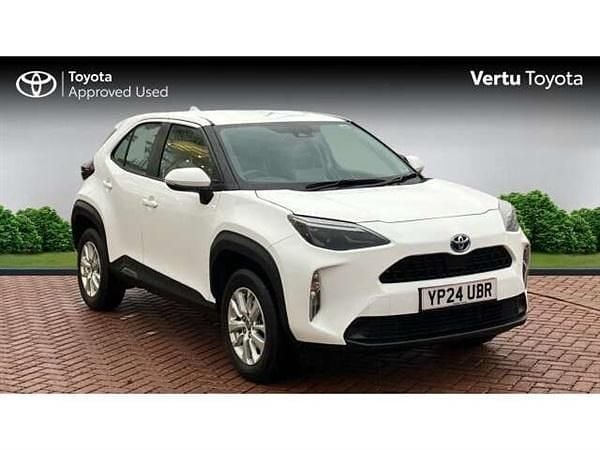 White Used 2024 Toyota Yaris Cross SUV | £20,576 (Super price) - Image 1/4