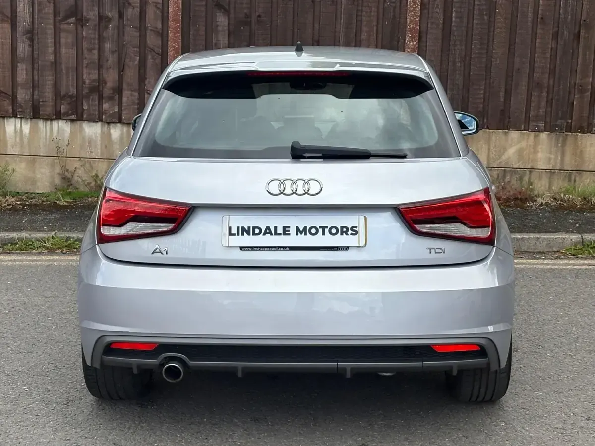 Used Audi A1 Sportback S-Line 116 HP (85 kW) 2017 Silver Hatchback