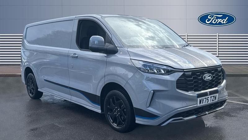 Used Ford Transit Custom Sport 170 HP (125 kW) 2025 Van