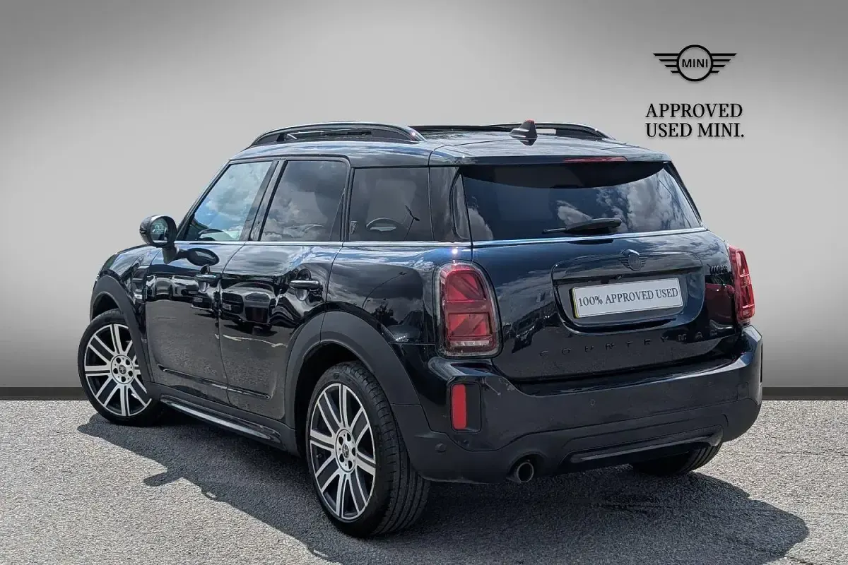 Used Mini Cooper Countryman Exclusive 134 HP (98 kW) 2023 Black SUV