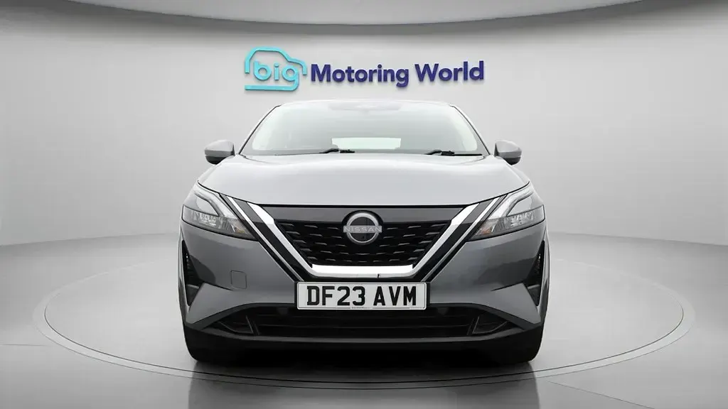 Second-hand Nissan Qashqai Acenta Premium 190 CP (139 kW) 2023 Gri SUV