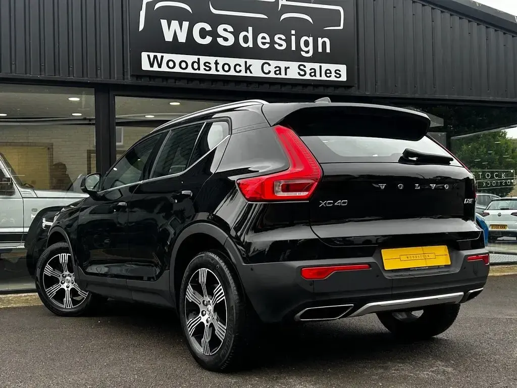 Used Volvo XC40 Inscription 2019 Black SUV