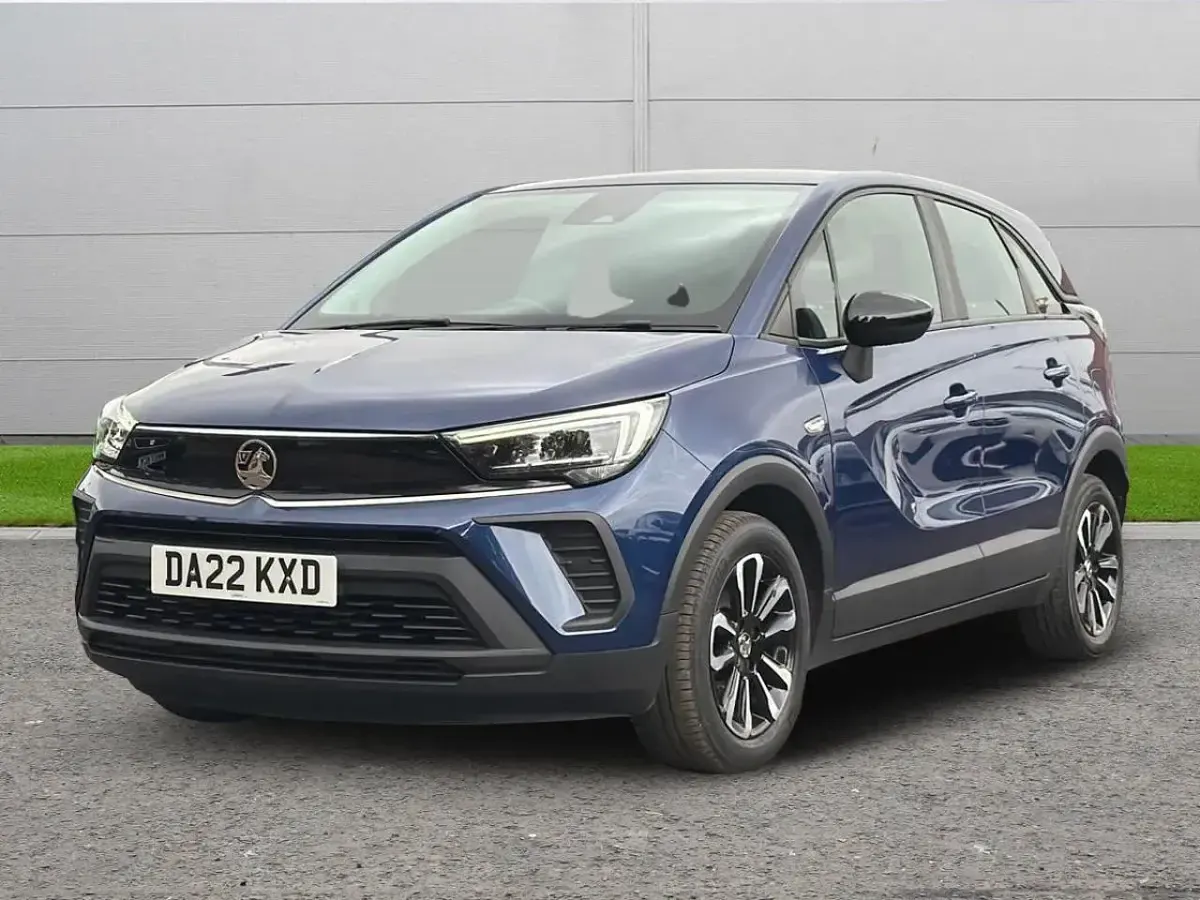 Used Vauxhall Crossland Design Edition 82 HP (60 kW) 2022 Blue SUV