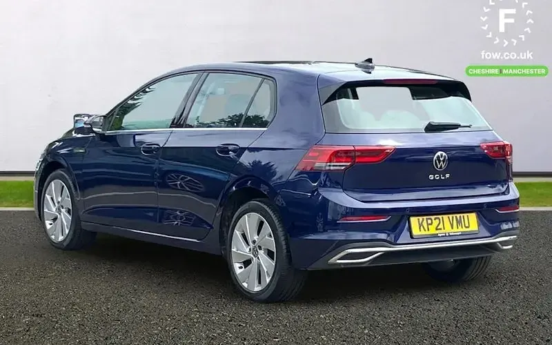 Used VW Golf VIII Style 131 HP (96 kW) 2024 Hatchback
