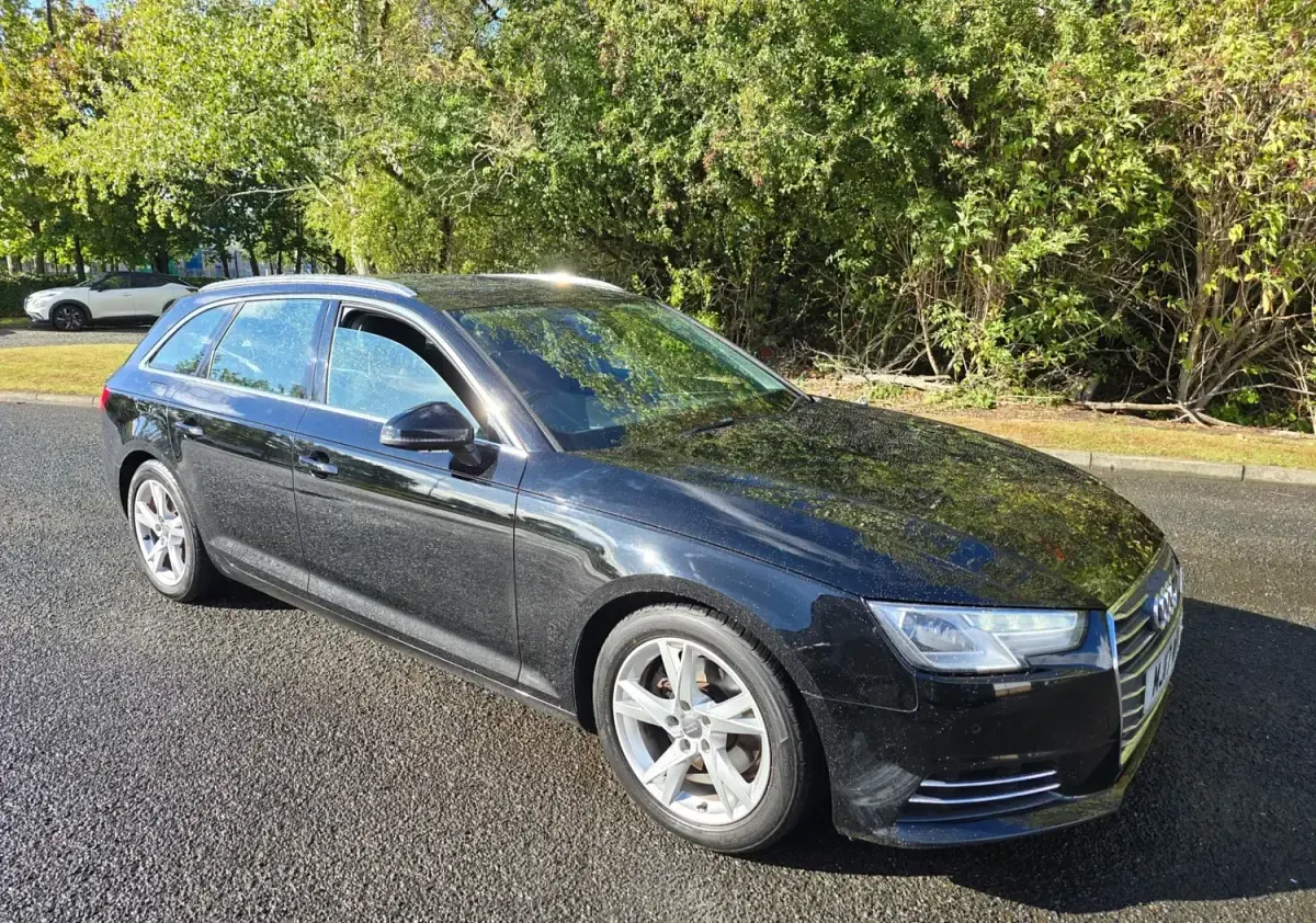 Usado Audi A4 Sport 190 CV (139 kW) 2017 Negro Familiar