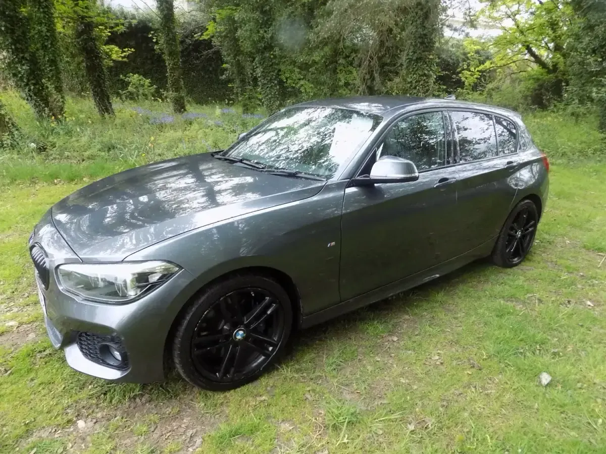 Usado BMW 118 M Sport 2019 Gris Utilitario
