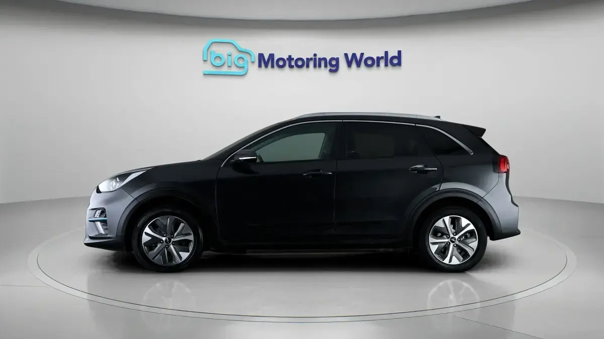 Used Kia e-Niro 147 kW (201 HP) 2022 SUV