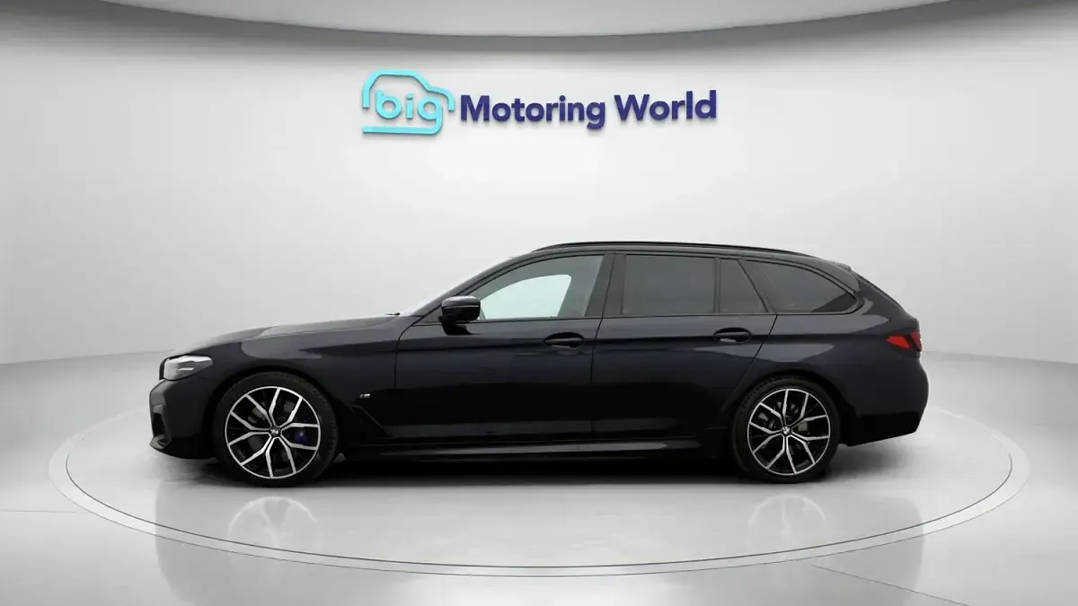 Used BMW 530 M Sport 282 HP (207 kW) 2021 Black Estate