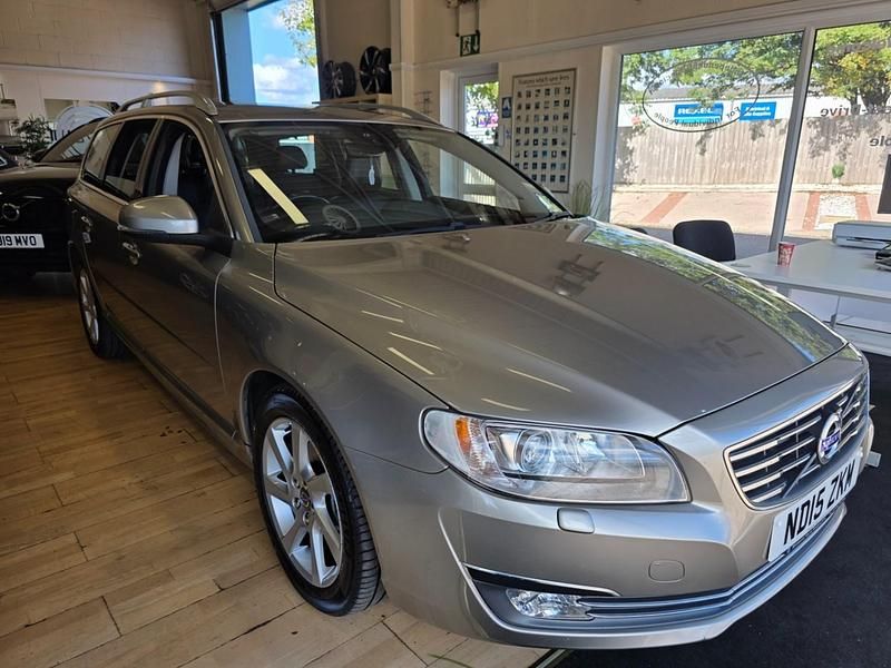 Gold Used 2015 Volvo V70 SE Lux Estate | £11,750 - Image 1/4