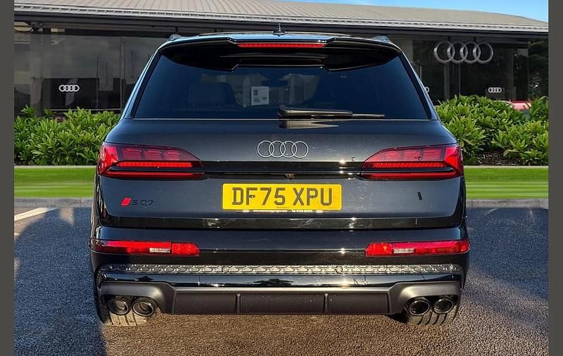 Used Audi SQ7 Advanced Plus 507 HP (372 kW) 2025 Black SUV