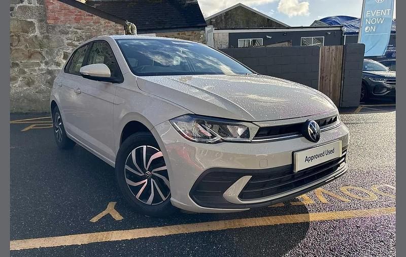 Used VW Polo Life 95 HP (69 kW) 2023 Grey Hatchback