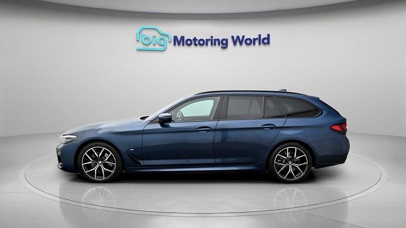 Used BMW 520 M Sport 190 HP (139 kW) 2022 Blue Estate