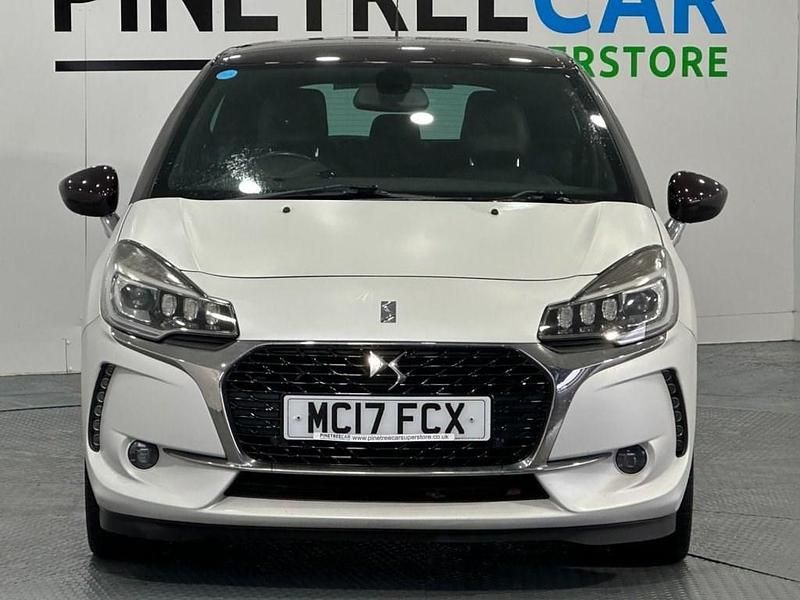 Used DS Automobiles DS3 110 HP (80 kW) 2017 White Hatchback