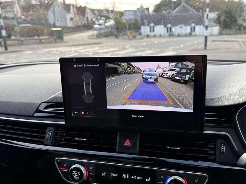 Used Audi A4 Black Edition 150 HP (110 kW) 2021 White Sedan