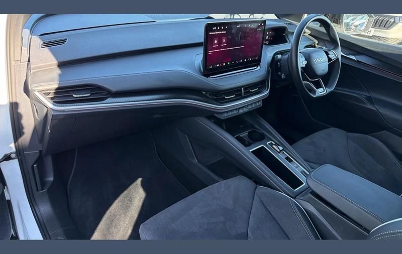 Used Skoda Enyaq iV SportLine 210 kW (286 HP) 2025 Moon white SUV