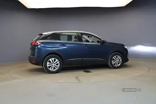 Used Peugeot 3008 Active Premium 131 HP (96 kW) 2022 Blue SUV
