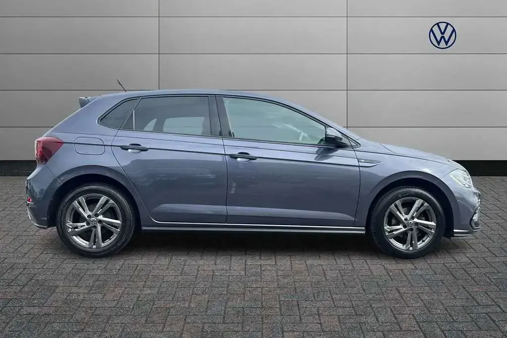 Used VW Polo R-line 95 HP (69 kW) 2023 Grey Hatchback