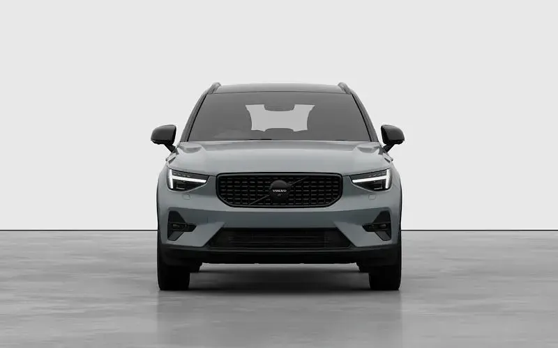 New Volvo XC40 Plus 197 HP (144 kW) 2026 Crystal white SUV