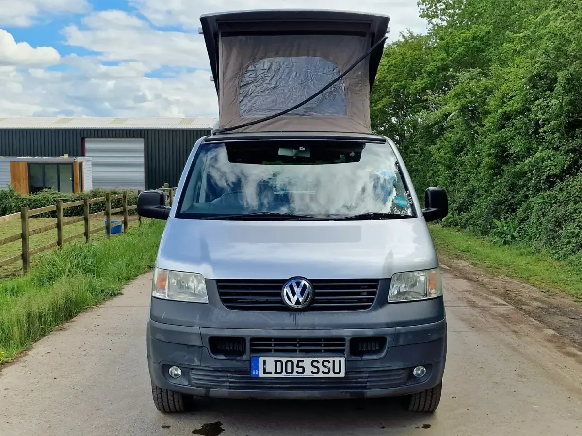 Usado VW Transporter 130 CV (95 kW) 2005 Plateado Van
