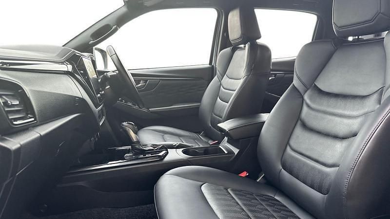 Used Isuzu D-Max 2025 Silver Pickup