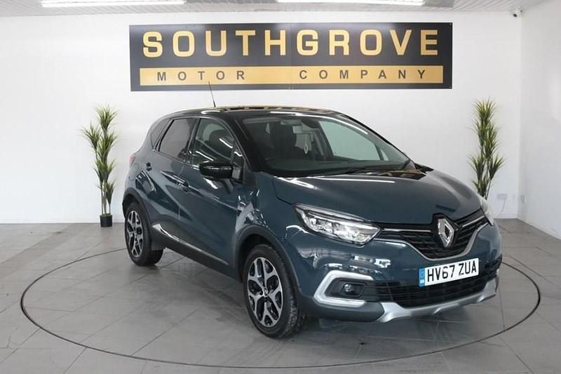 Blue/black Used 2017 Renault Captur Dynamique SUV | £7,298 (Fair price) - Image 1/1