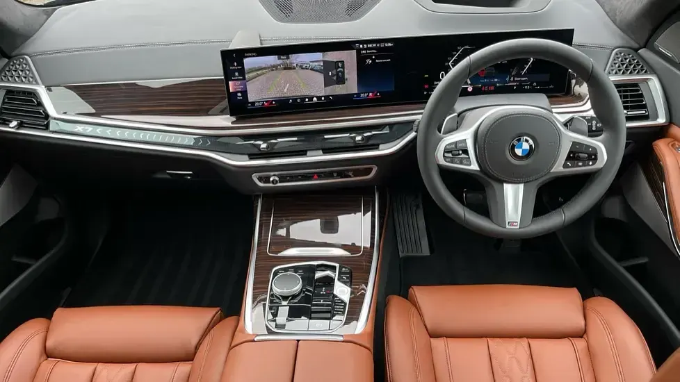 Used BMW X7 M Sport 376 HP (276 kW) 2026 Green SUV
