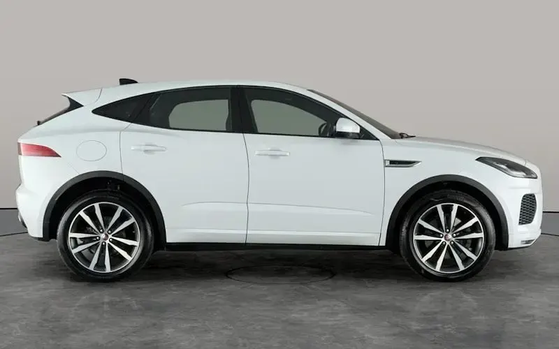 Begagnad Jaguar E-Pace R-Dynamic 249 HK (183 kW) 2019 Vit SUV