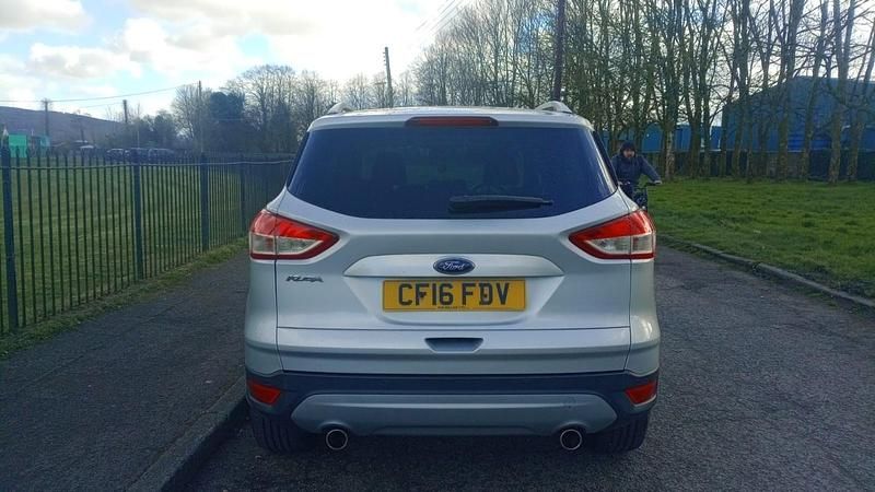 Used Ford Kuga Titanium 150 HP (110 kW) 2016 Silver SUV