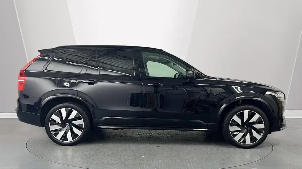 Used Volvo XC90 Ultimate 449 HP (330 kW) 2023 Black SUV