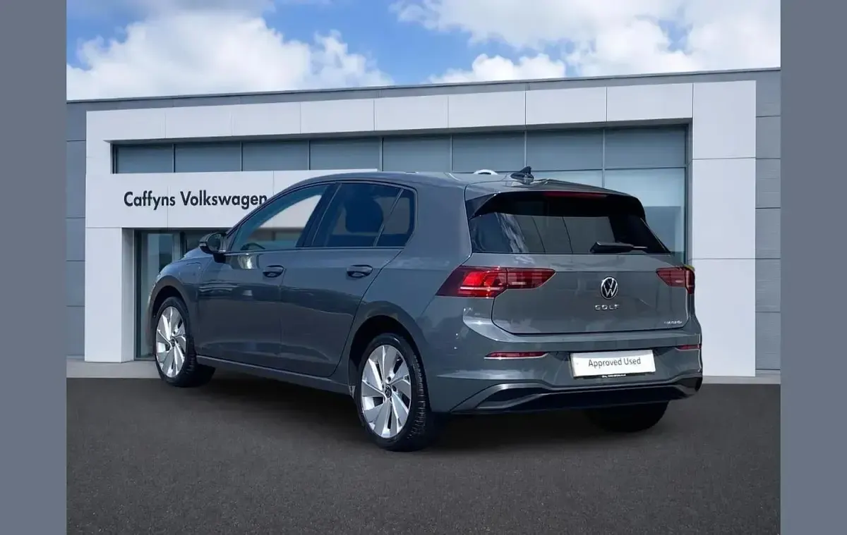 Used VW Golf VIII Match 200 HP (147 kW) 2025 Grey Hatchback
