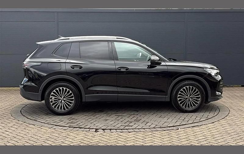 Used VW Tiguan Match 147 HP (108 kW) 2025 Black SUV