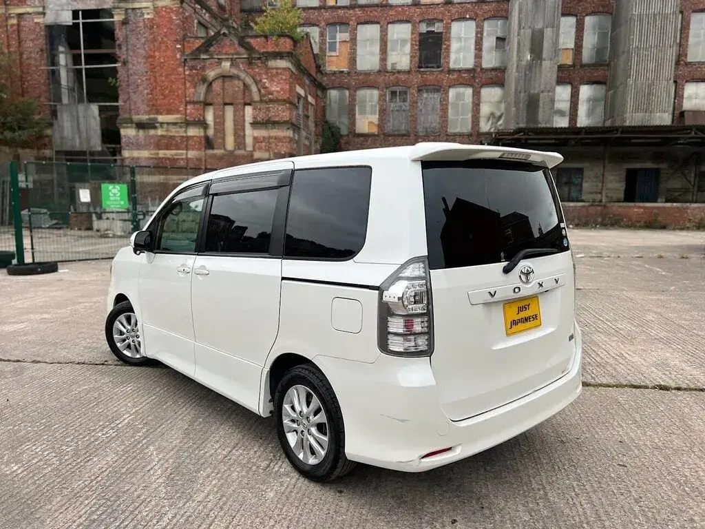 Used Toyota Noah 2023 White MPV