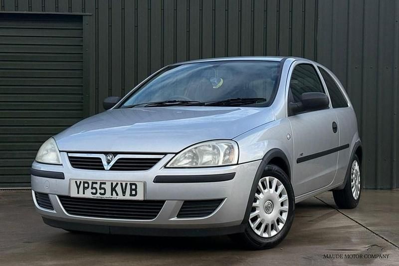 Silver Used 2006 Vauxhall Corsa Hatchback | £1,990 (Fair price) - Image 1/1