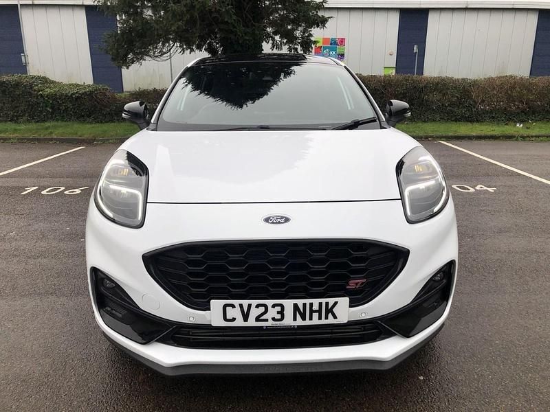 Used Ford Puma ST 197 HP (144 kW) 2023 White Hatchback
