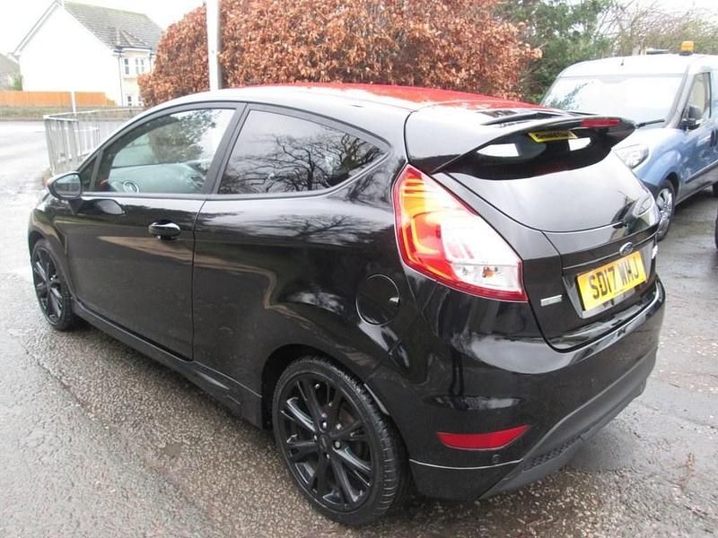 Used Ford Fiesta ST-Line 140 HP (102 kW) 2017 Black Hatchback
