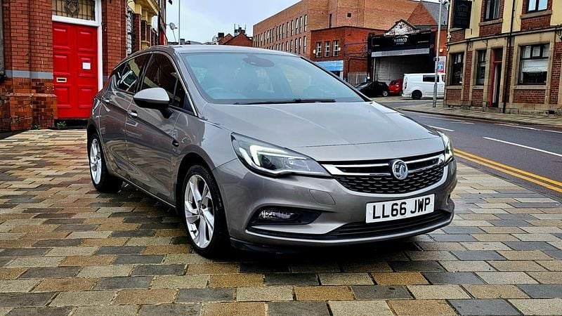 Used Vauxhall Astra SRi 2016 Grey Hatchback