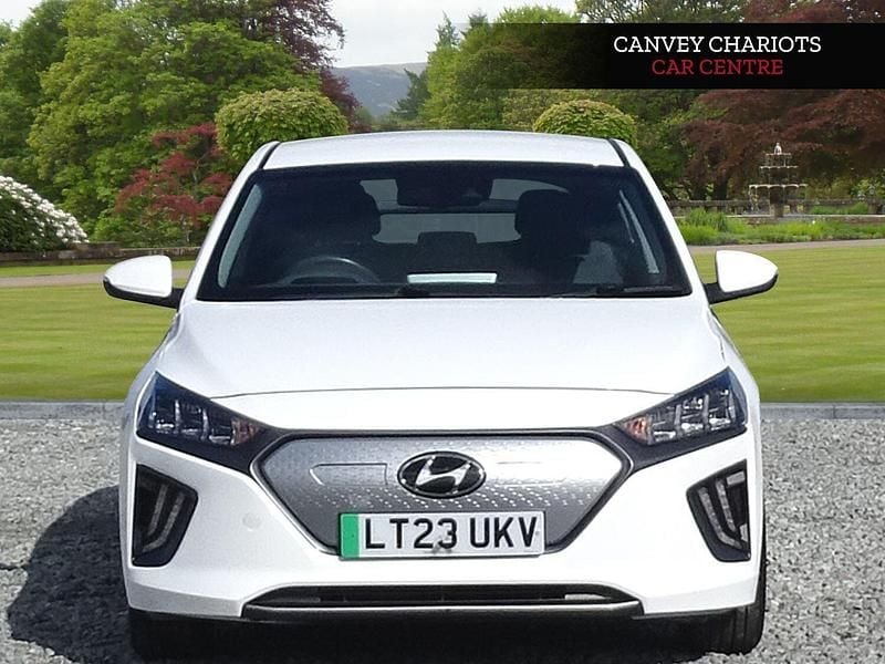 Used Hyundai Ioniq Premium 100 kW (136 HP) 2023 White Hatchback