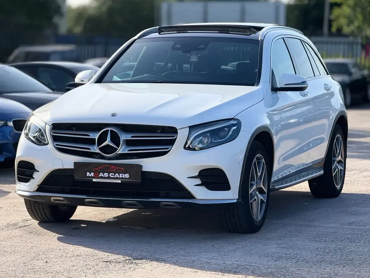 Used Mercedes GLC220 AMG line 170 HP (125 kW) 2017 White SUV