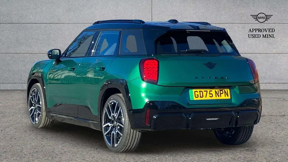 Used Mini Aceman Sport 135 kW (184 HP) 2025 Green SUV