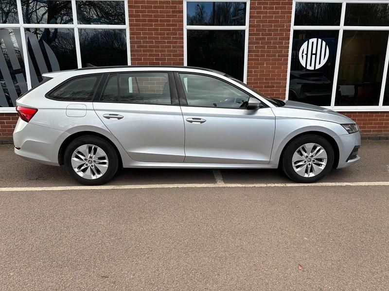 Used Skoda Octavia SE Technology 2022 Silver Estate