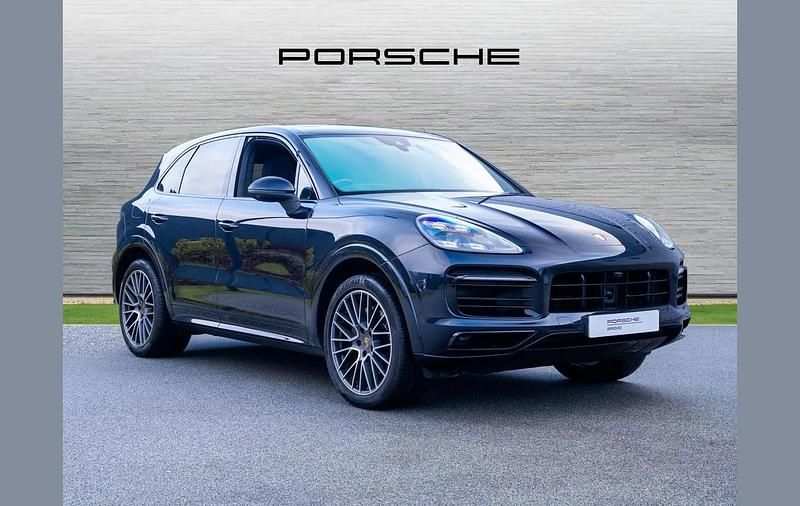 Used Porsche Cayenne 334 HP (245 kW) 2019 Blue SUV