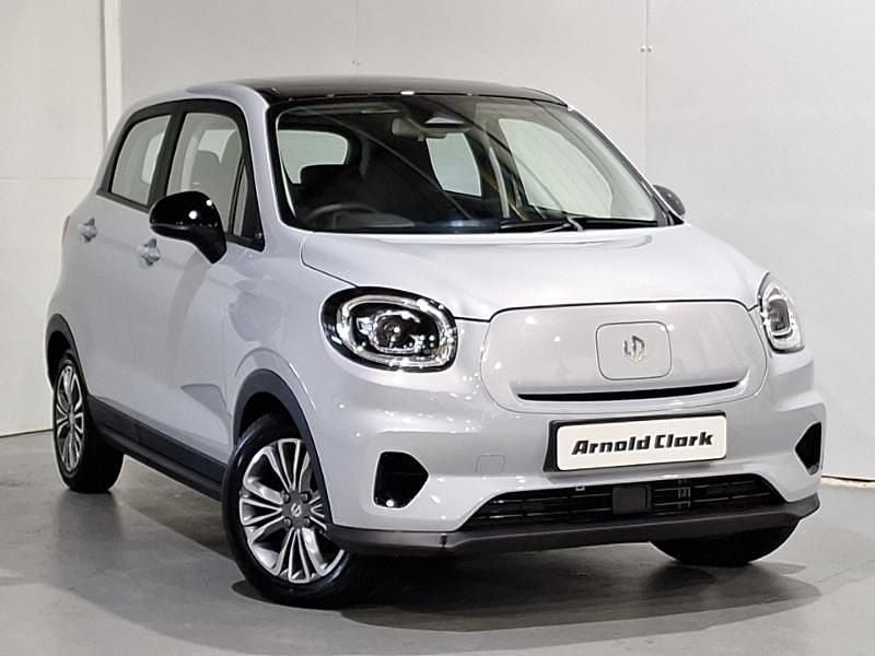 Silver New 2025 Leapmotor T03 Hatchback | £14,498 (Fair price) - Image 1/4