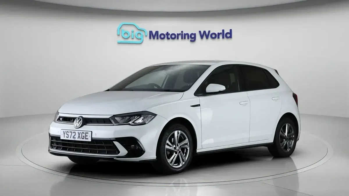 Used VW Polo R-line 95 HP (69 kW) 2023 White Hatchback