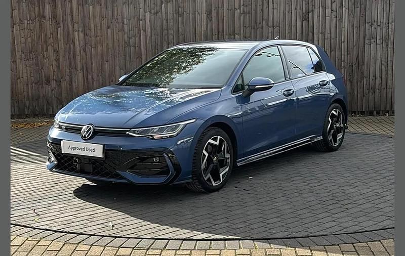 Used VW Golf VIII R-line 148 HP (108 kW) 2025 Blue Hatchback