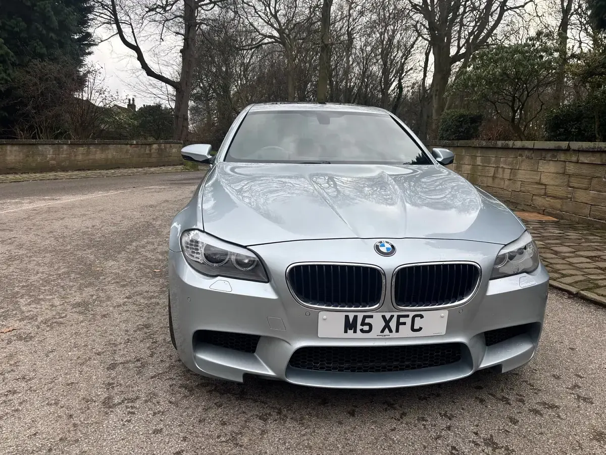 Used BMW M5 Impressive 560 HP (411 kW) 2013 Blue Sedan