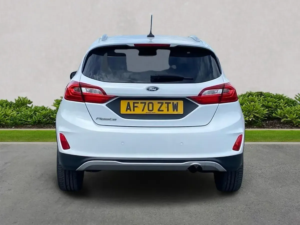 Used Ford Fiesta Active X 125 HP (91 kW) 2020 White Hatchback